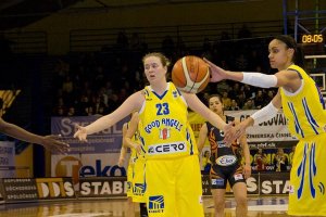 Dobrí anjeli vs. Bourges Basket