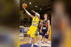 Dobrí anjeli vs. Bourges Basket