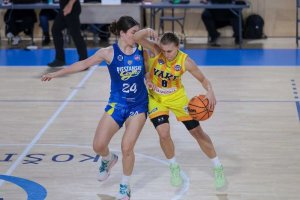 20251012 YOUNG ANGELS Košice vs. Piešťanské Čajky, Jäzva
