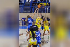20251012 YOUNG ANGELS Košice vs. Piešťanské Čajky, Findrík