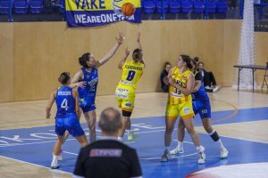20251012 YOUNG ANGELS Košice vs. Piešťanské Čajky, Findrík